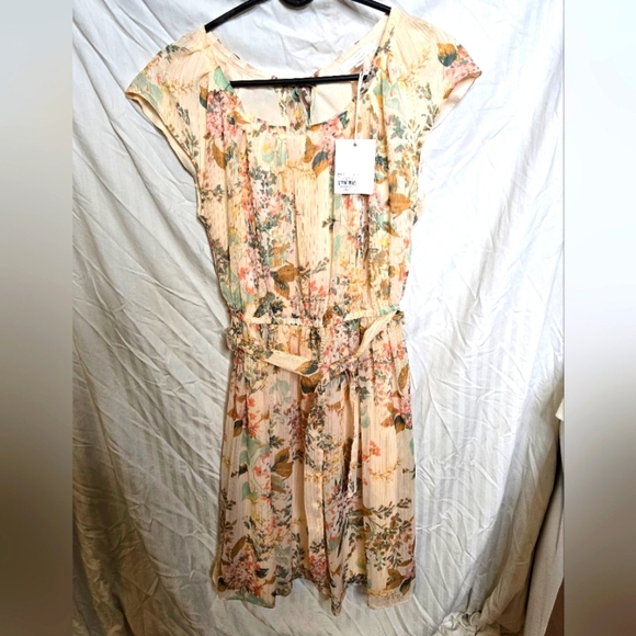 LC Lauren Conrad Dresses & Skirts - LC Lauren Conrad Floral Dress